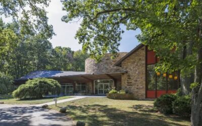 Can a Psychiatric Hospital be a Healing Community?